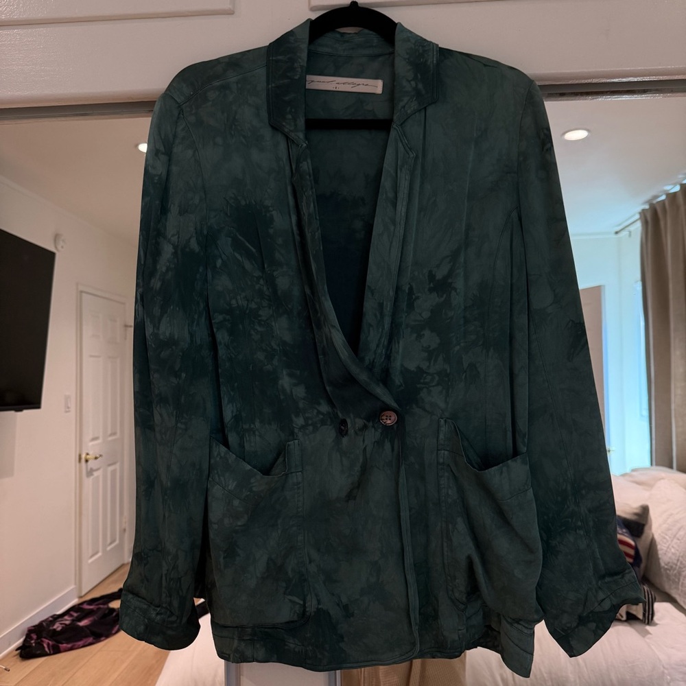 Raquel Allegra Tie-dye blazer with mother of pearl buttons